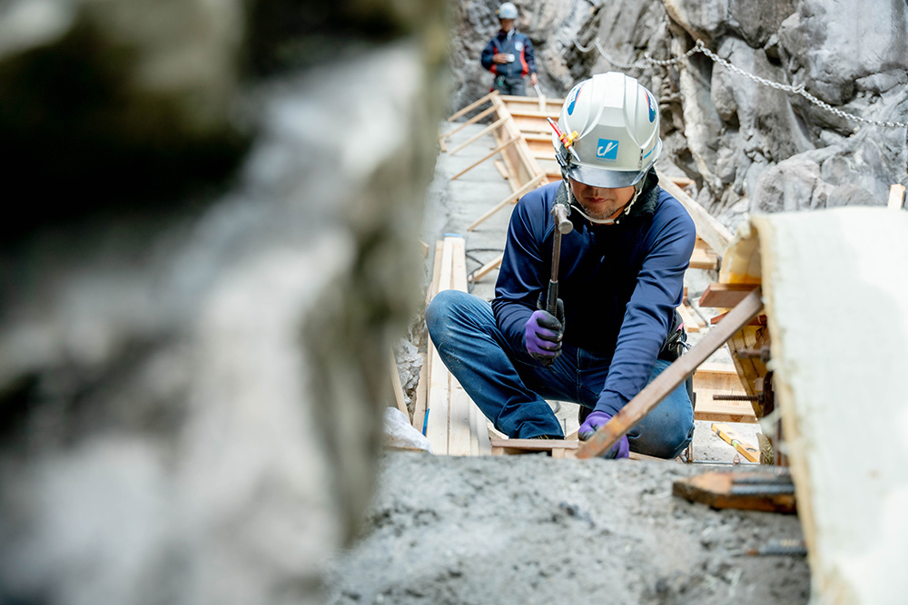 宮ケ瀬ダム周辺維持工事｜山善